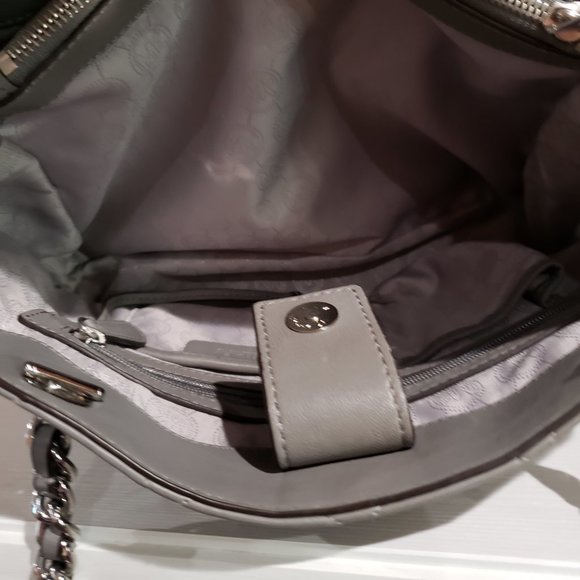 Michael Kors handbag - Picture 5 of 14